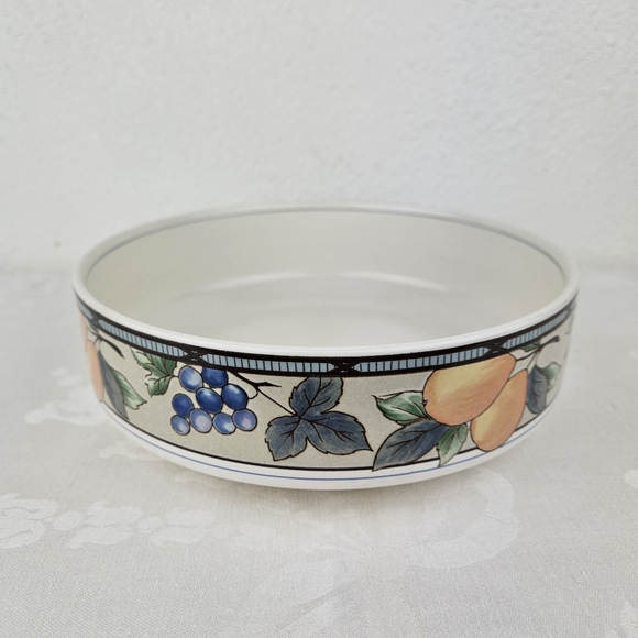 Mikasa Intaglio Garden Harvest Serving Bowl - Picture 7 of 15